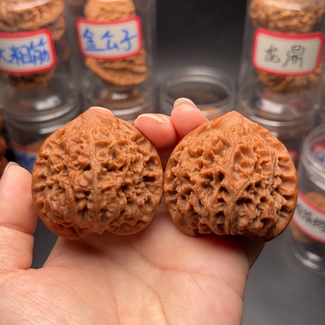 把件文玩核桃47毕业水龙纹