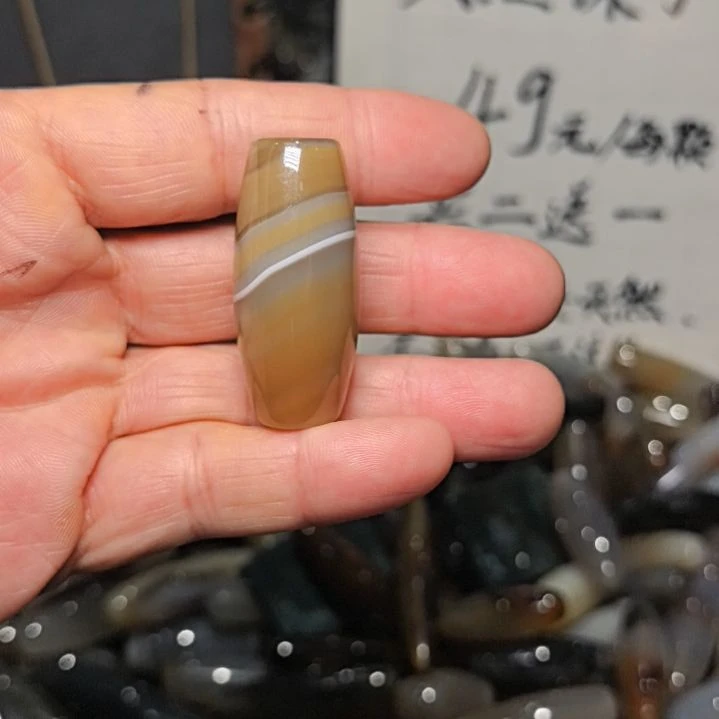 未镶嵌颈饰玛瑙/玉髓