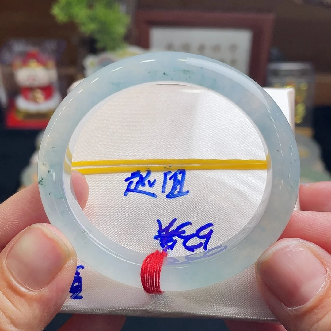 翡翠手镯未镶嵌53贵妃