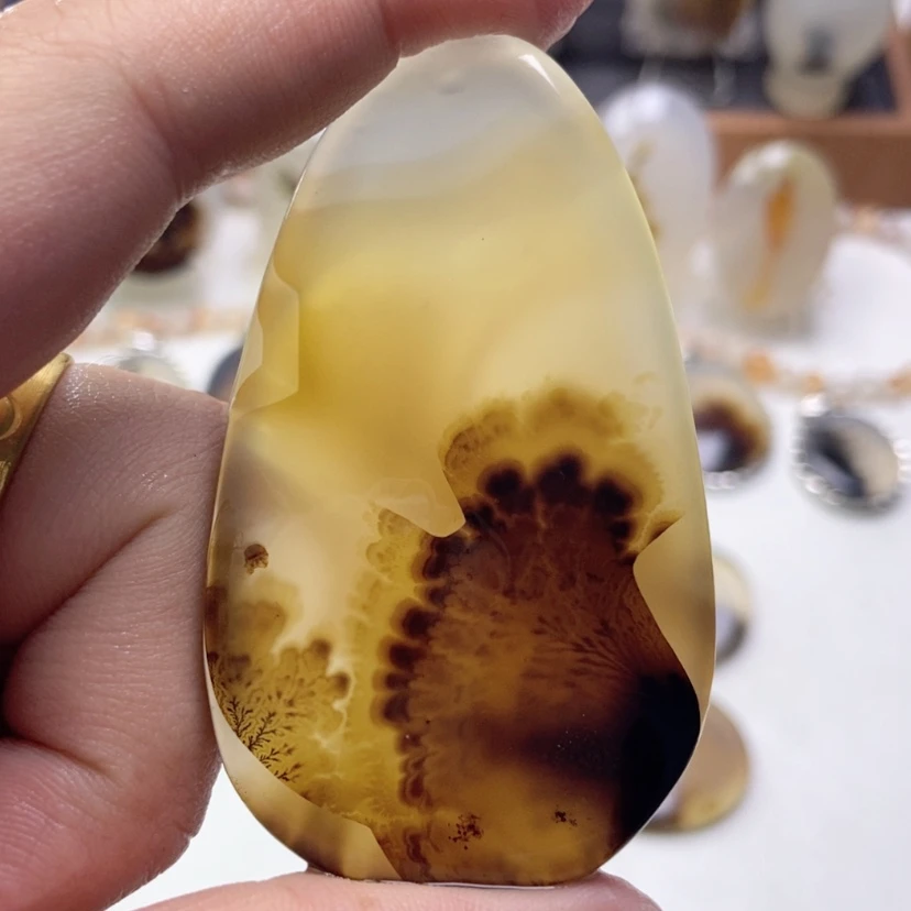 【闪购商品】玛瑙/玉髓颈饰未镶嵌