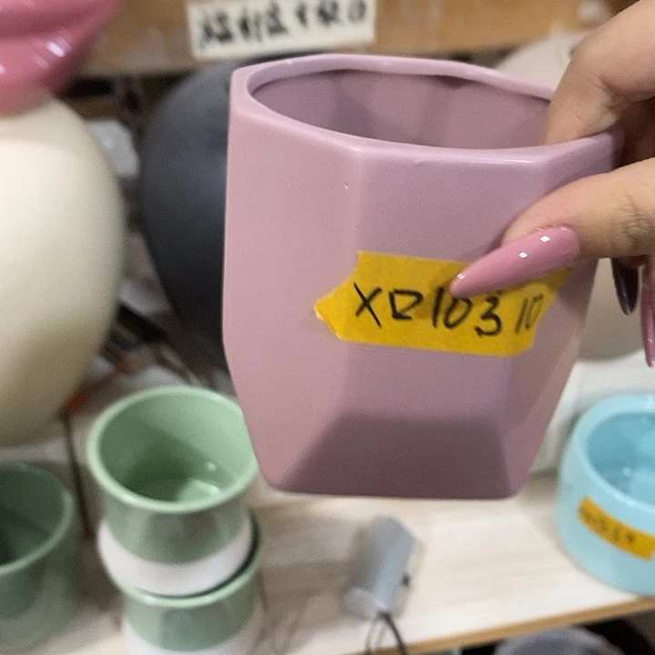 陶摆件陶瓷花盆有孔 瑕疵介意勿拍