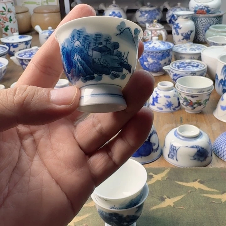 青花瓷器杯子瓷器