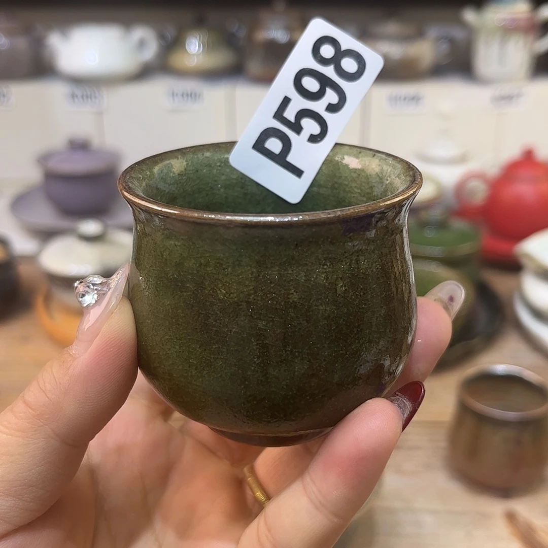 朱泥茶杯陶瓷艺术