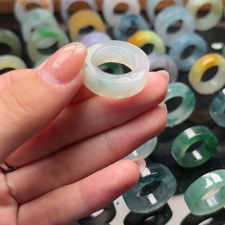 定制翡翠未镶嵌微宽