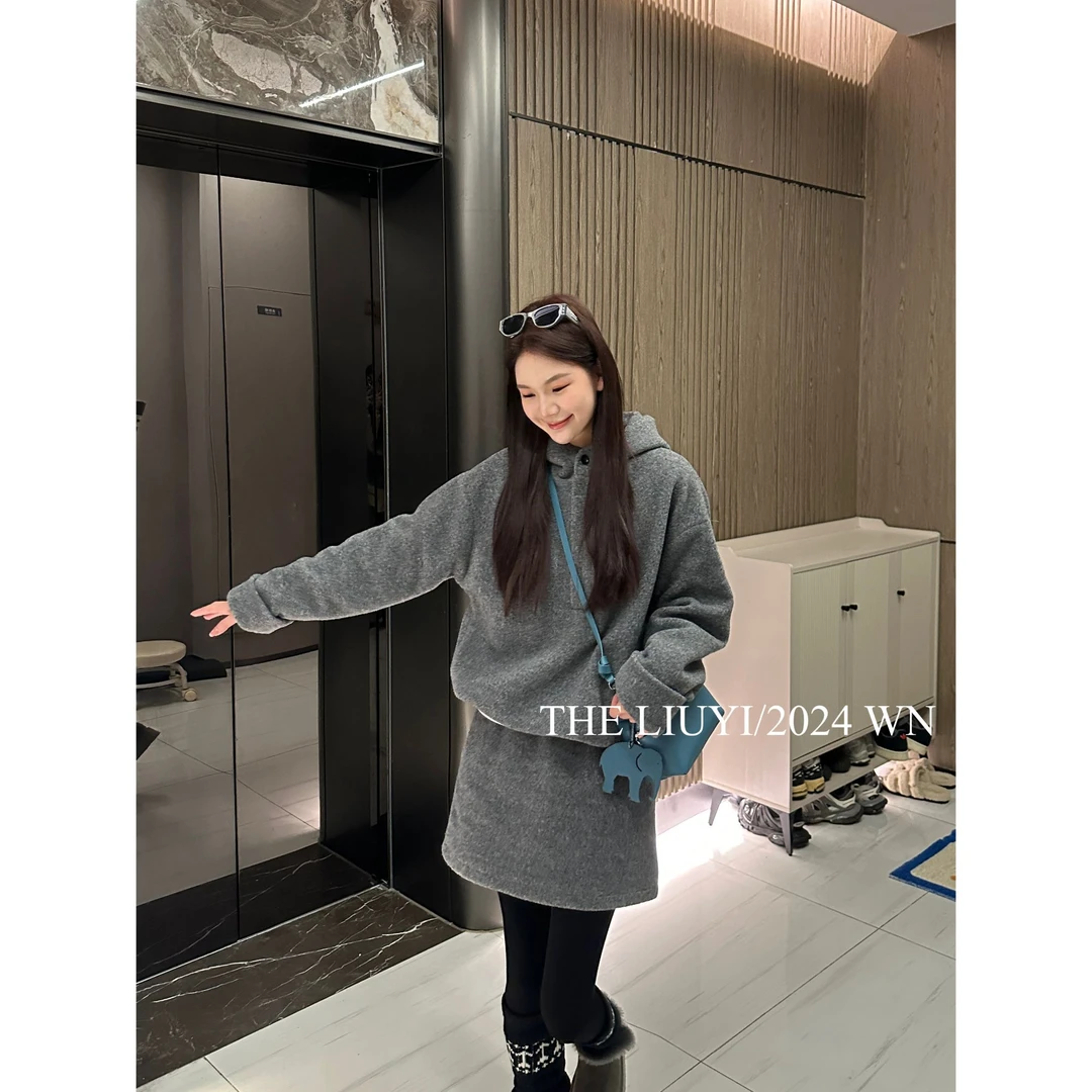 【LIUYI】收官套装~冬季连帽毛呢加厚卫衣+A字半身裙412211