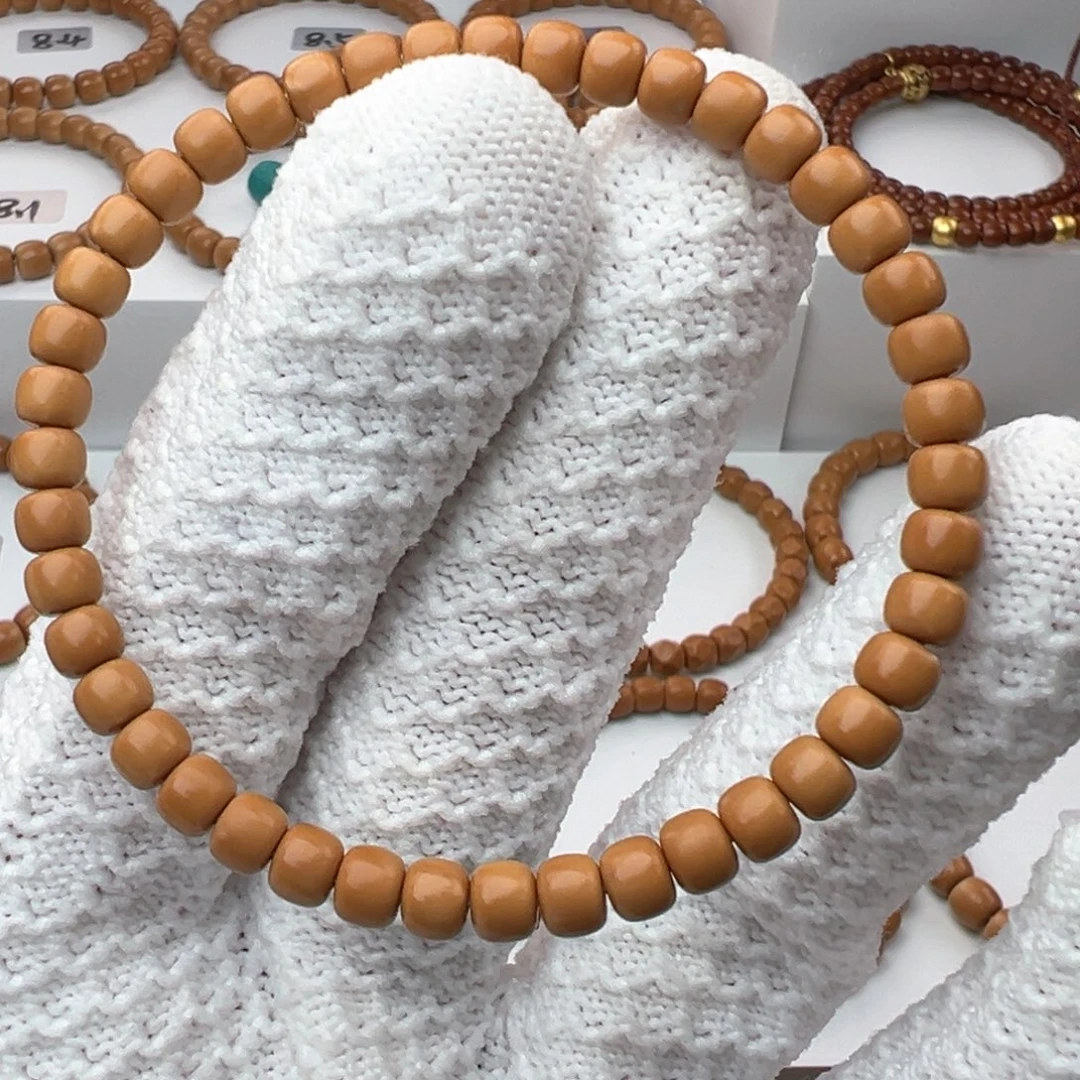 手串橄榄核5.6mm老挝老型单圈（接近全无白）