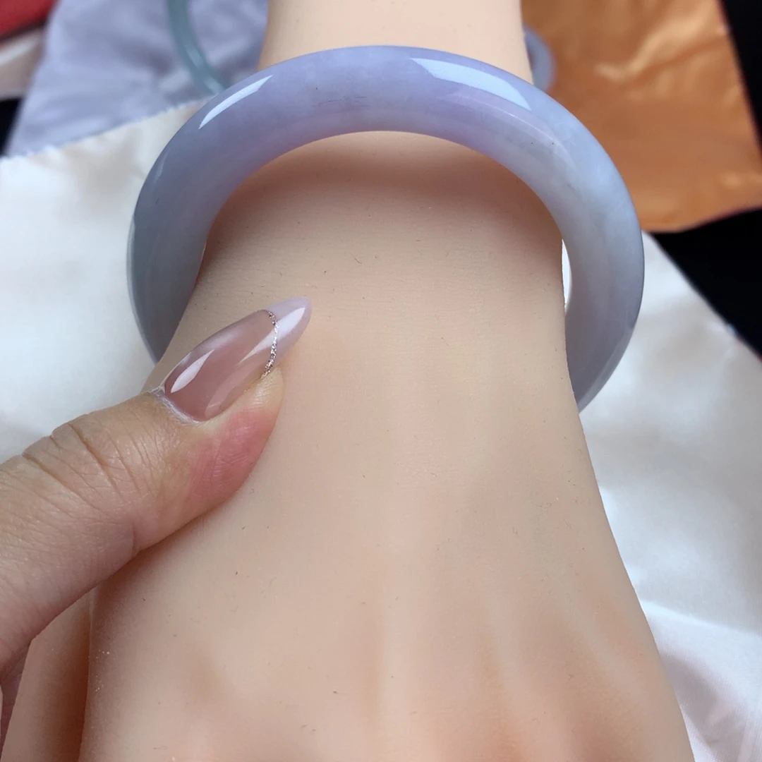 翡翠未镶嵌手镯冰紫圆条