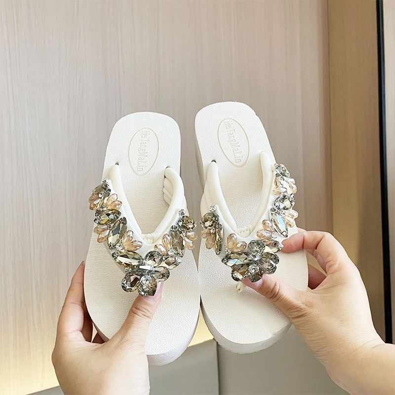 拖鞋女款外穿2025新款爆款夏厚底凉拖高级感洋气人字拖凉拖鞋