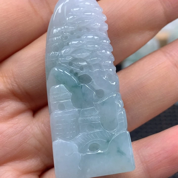 颈饰未镶嵌翡翠翡翠