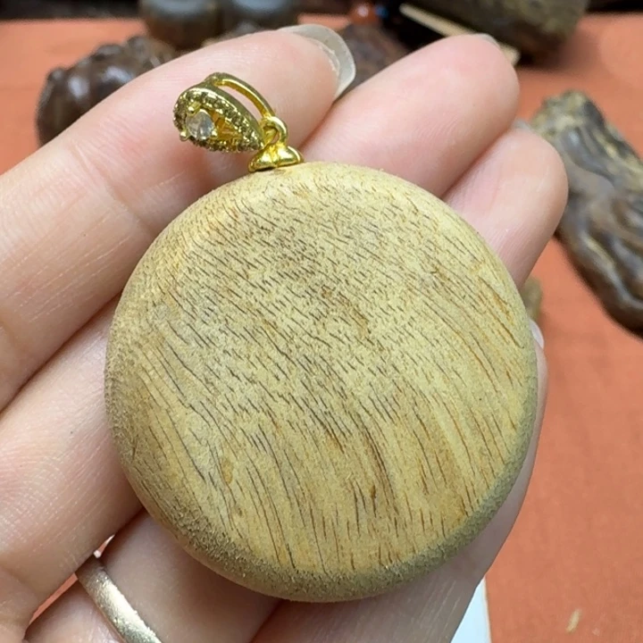 大叶紫檀（黑酸枝木类）