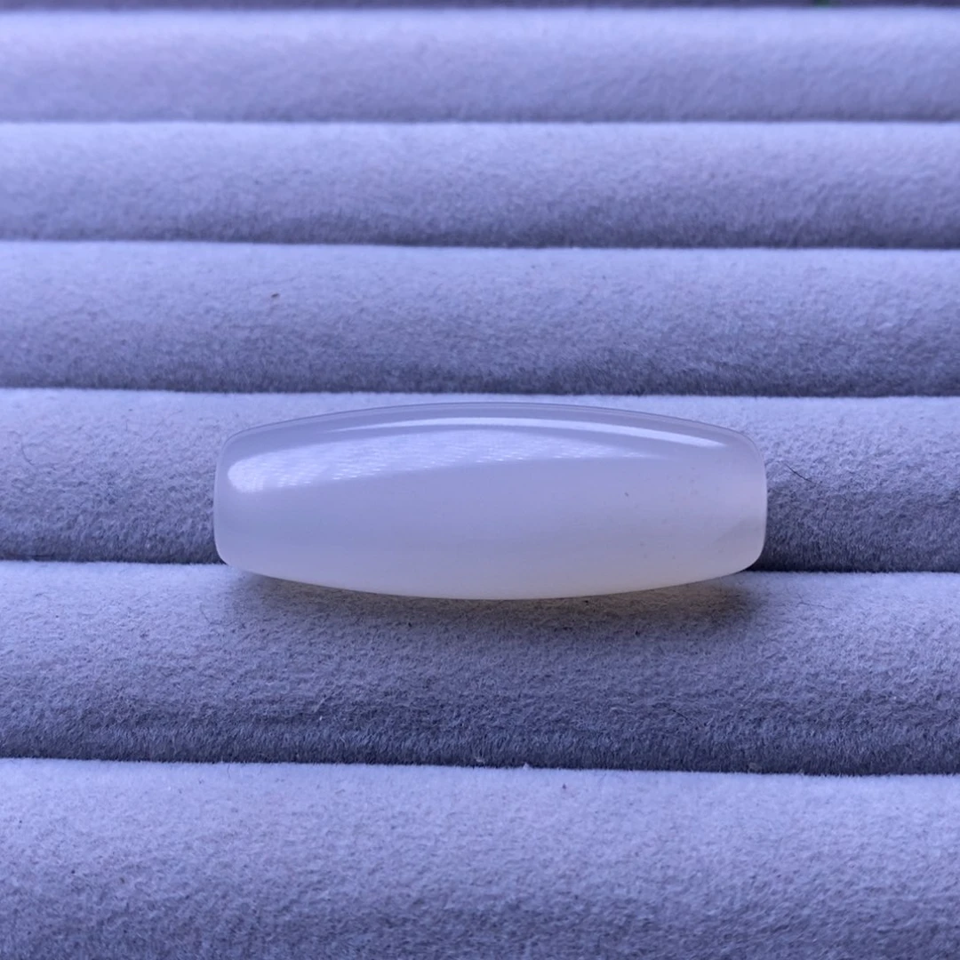 未镶嵌玛瑙/玉髓珠宝奇石