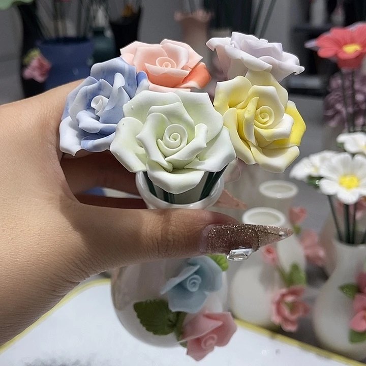 陶瓷纯手工捏花设计