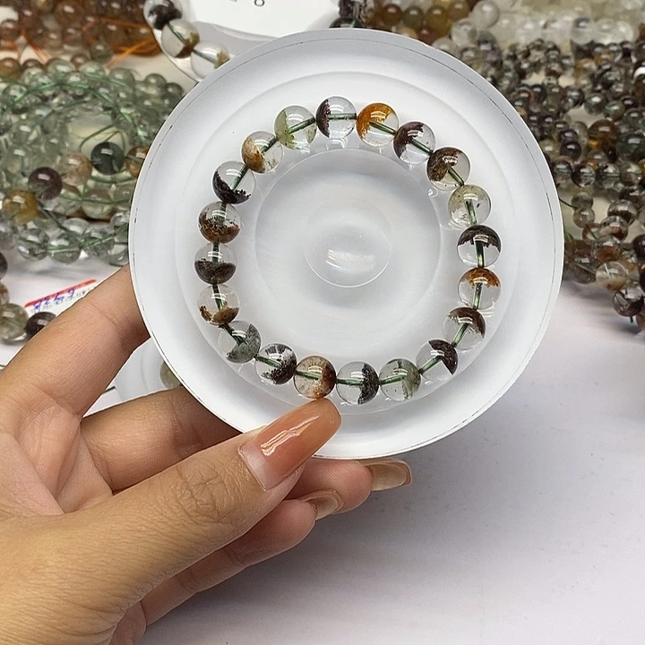 水晶手串未镶嵌2689900000000