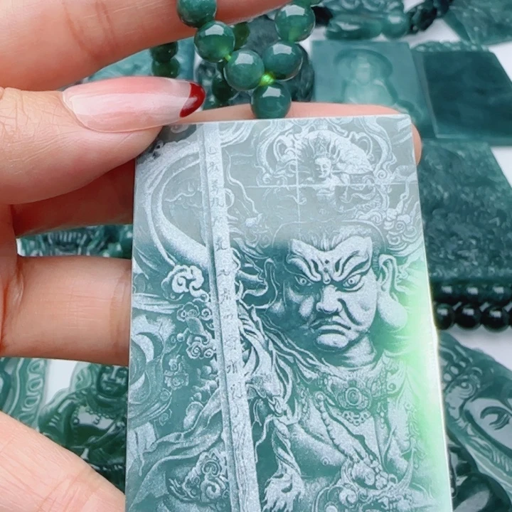 翡翠未镶嵌颈饰多样性发货天然A货翡翠