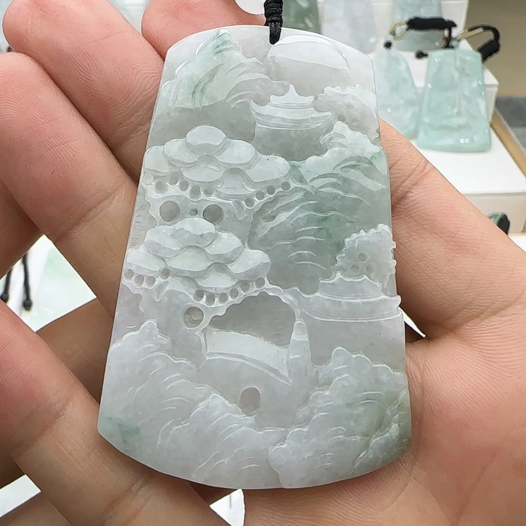 翡翠未镶嵌颈饰翡翠
