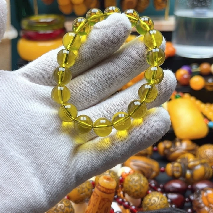 琥珀未镶嵌颈饰蜜蜡