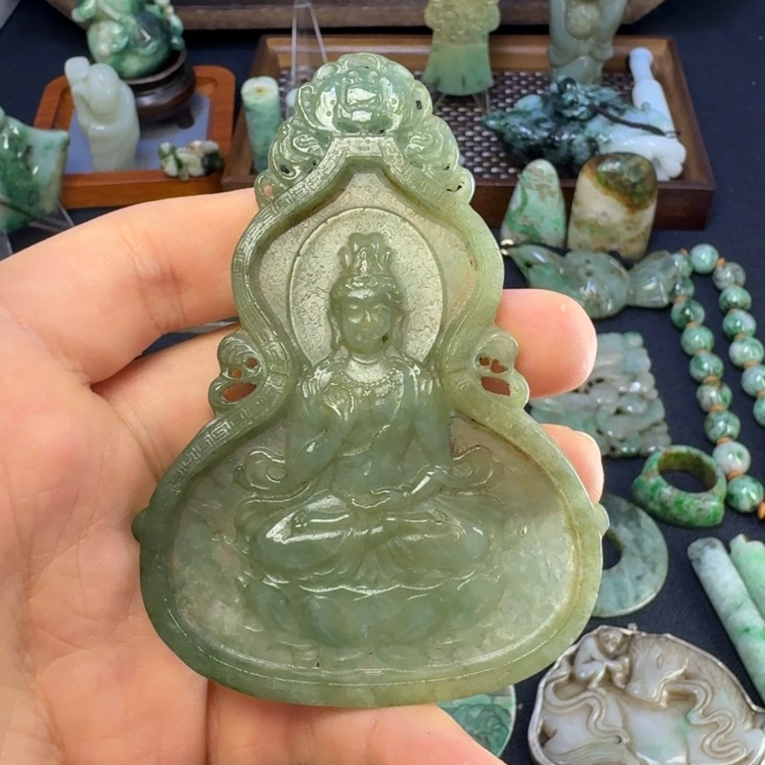 翡翠颈饰未镶嵌用****9翡翠颈饰未镶嵌..