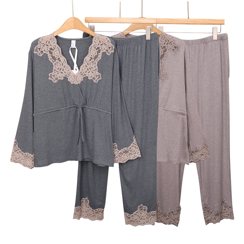 蕾丝领蓄暖棉绒收腰套装