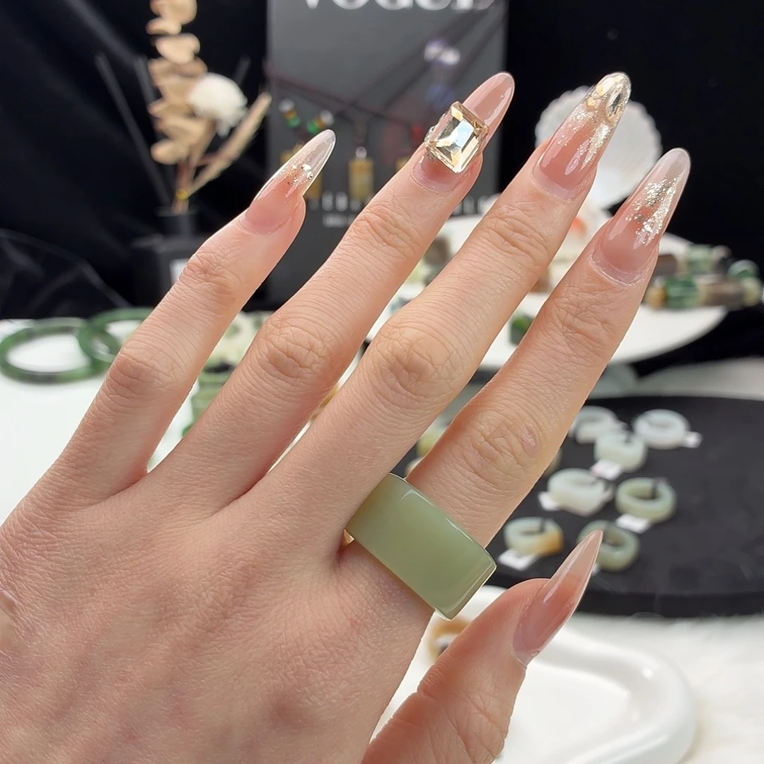 和田玉未镶嵌戒指j33青花口直切