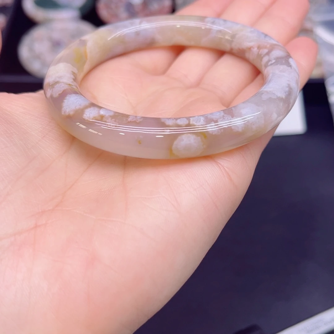 玛瑙/玉髓未镶嵌手镯 58.59