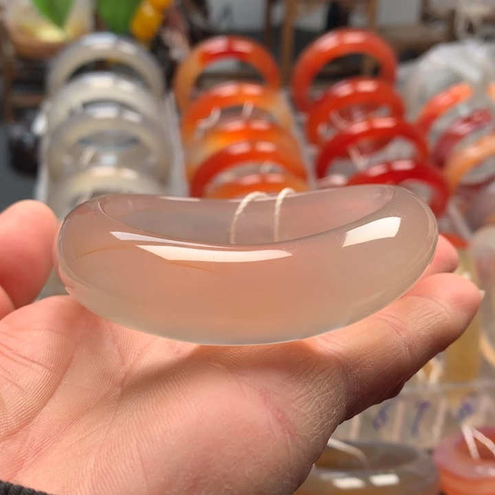 玛瑙/玉髓未镶嵌手镯