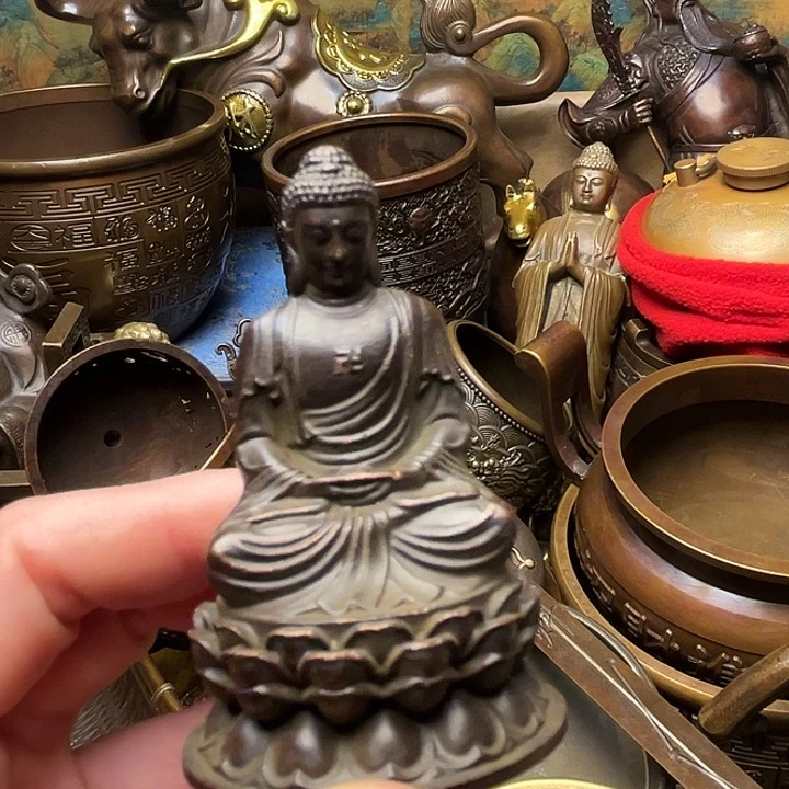 精美铜器批发档口