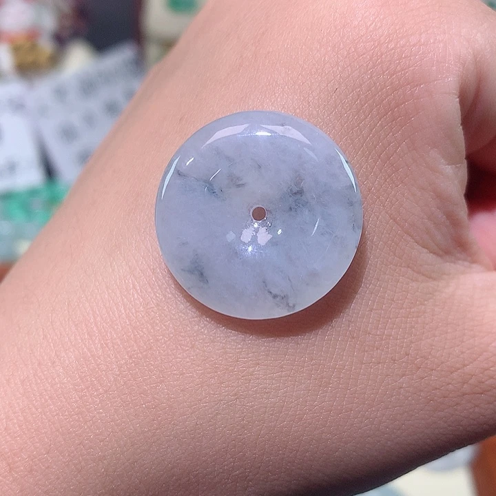 颈饰未镶嵌翡翠平安扣