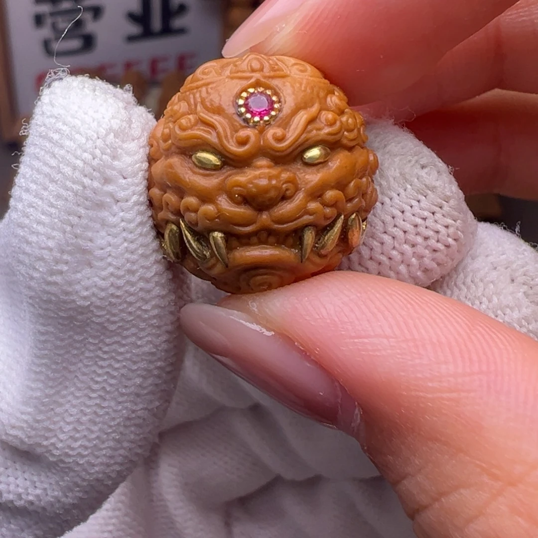 把件猴头核桃镶嵌款唐狮全品有正常封口线