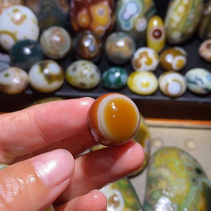 未镶嵌玛瑙/玉髓珠宝奇石用****0