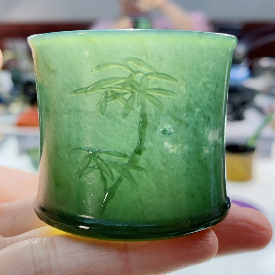 未镶嵌和田玉（青玉）摆件微瑕