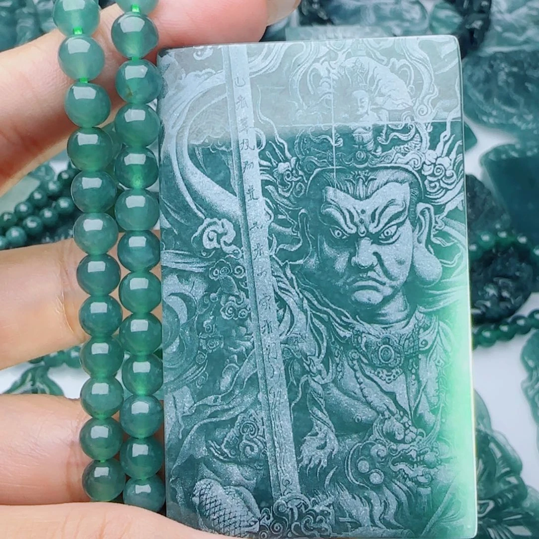 颈饰未镶嵌翡翠多样性发货天然的A货翡翠