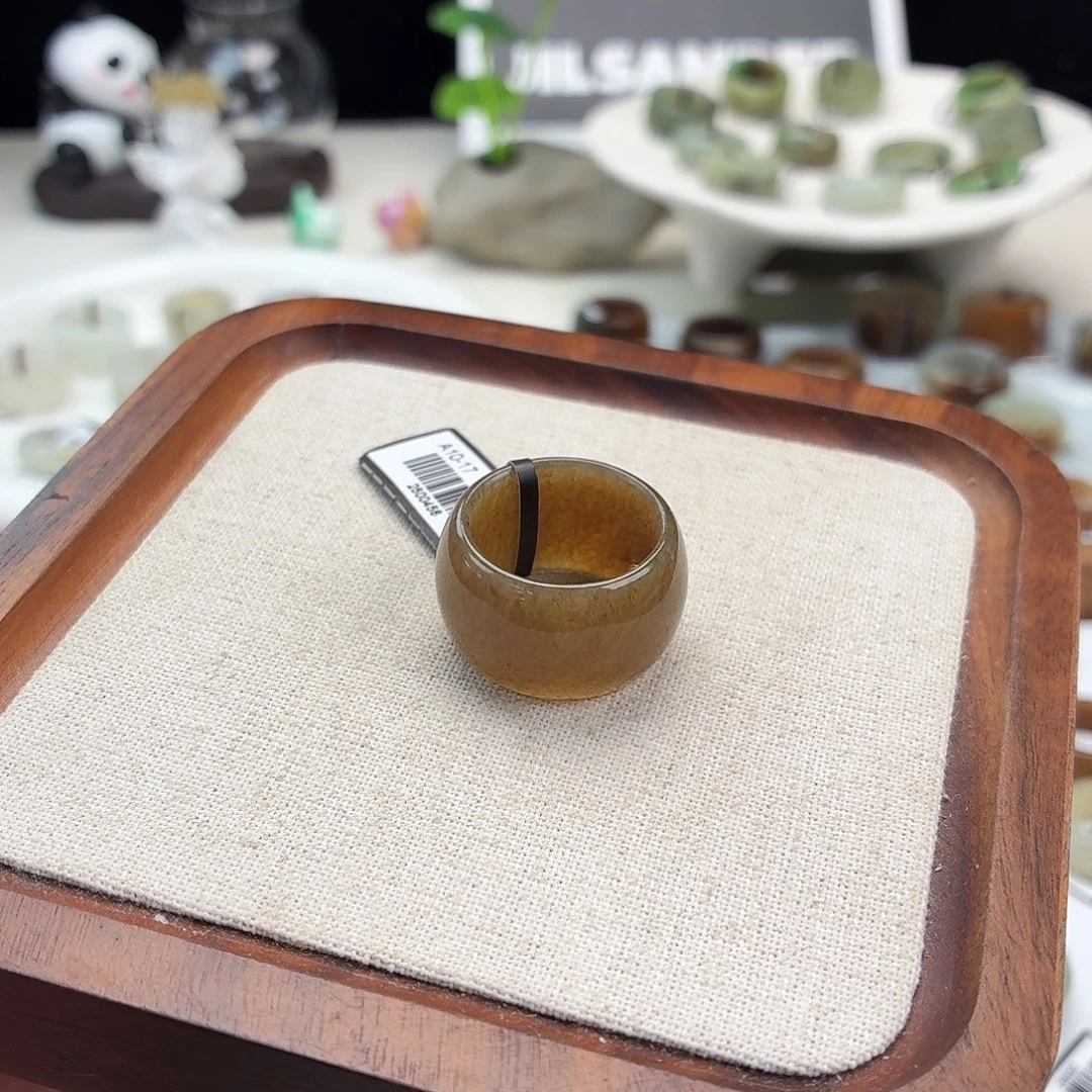 未镶嵌戒圈和田玉F42草糖墩墩18.4不退换