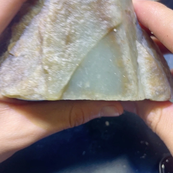 和田玉未镶嵌珠宝半成品