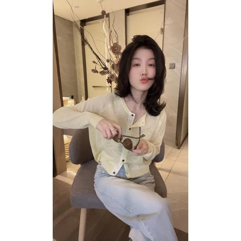 【悦悦专属】新款圆领蕾丝边拼接针织开衫Y128