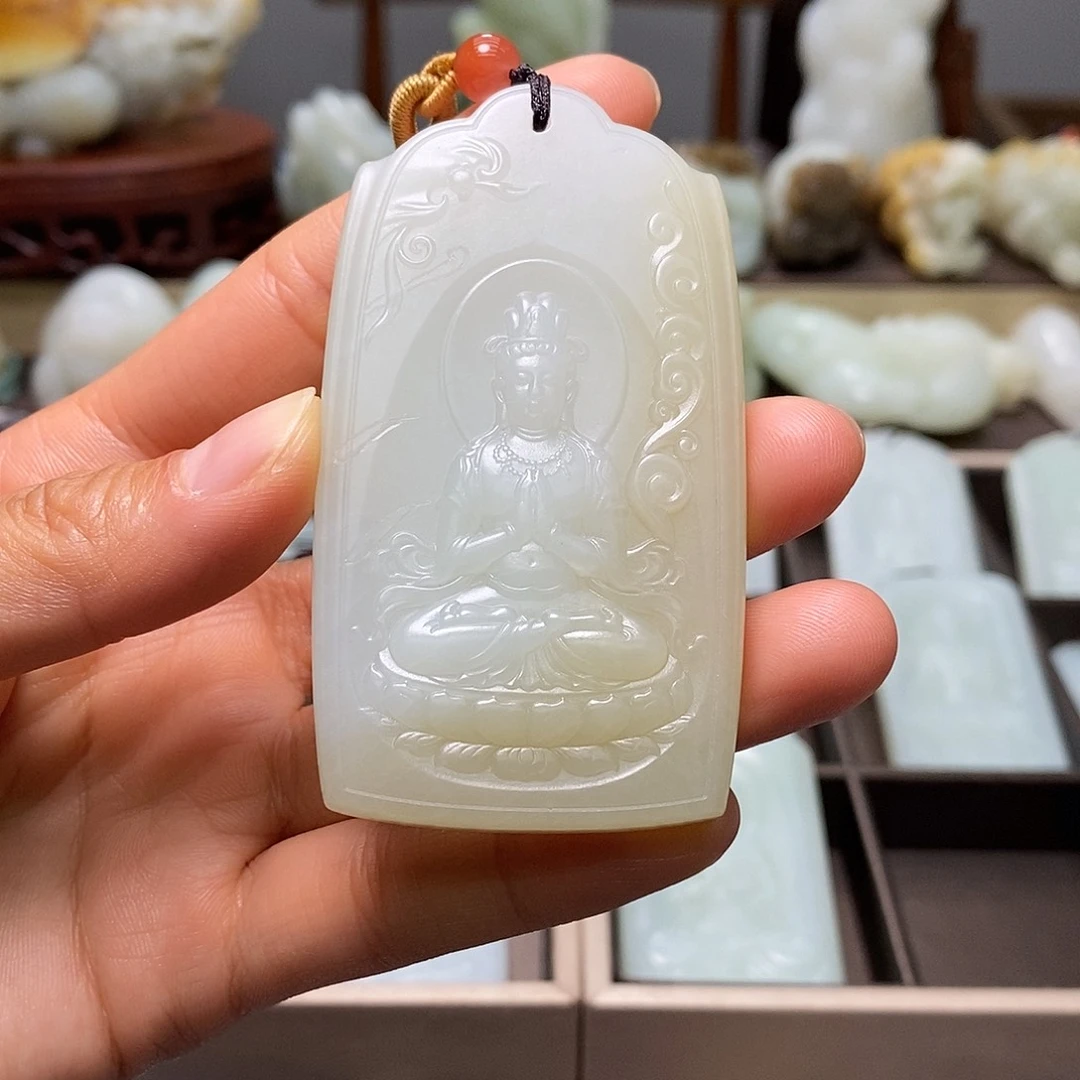 未镶嵌和田玉车挂