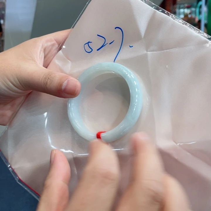 翡翠手镯未镶嵌买断