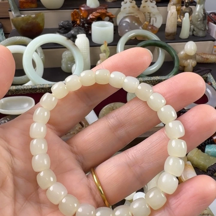 和田玉未镶嵌手链