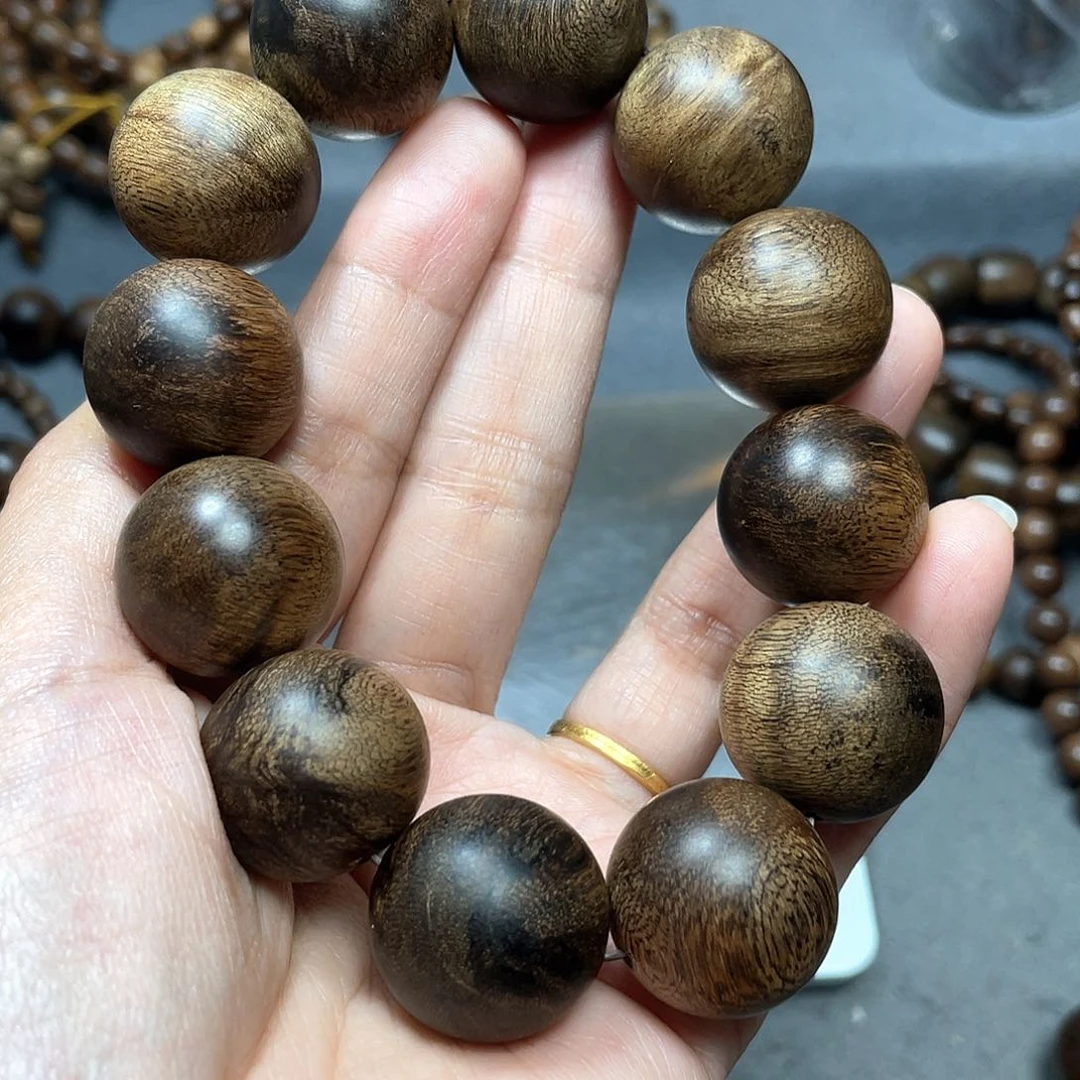 沉香手串白棋瘤疤2.0