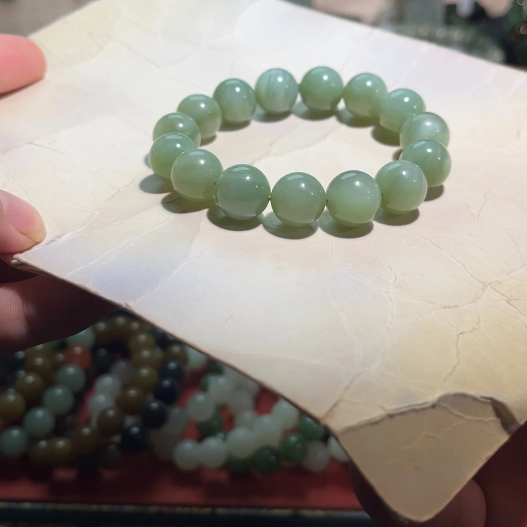 和田玉未镶嵌手串