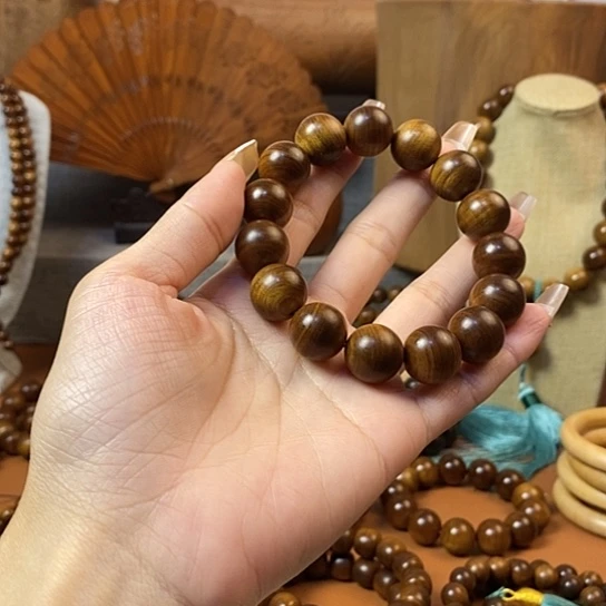 老山檀香黑肉沉水1.5手串