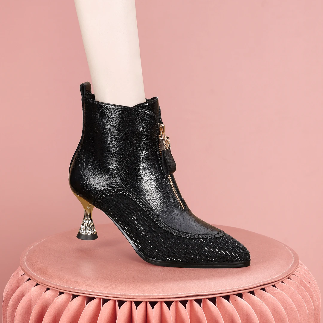 梵芮诗2025冬季亮钻装饰气质个性通勤潮流女靴-J2330