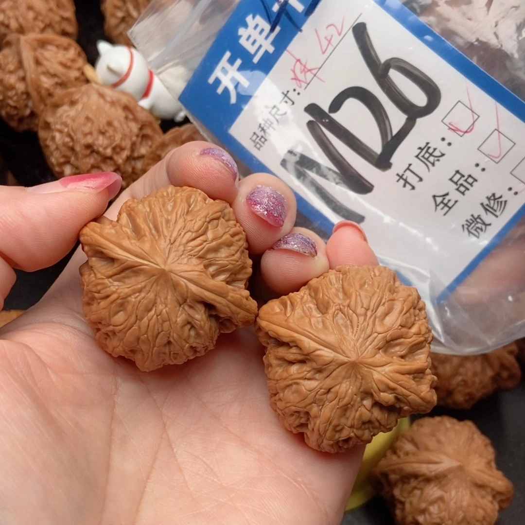 吊坠桃核核桃铁锤妹妹