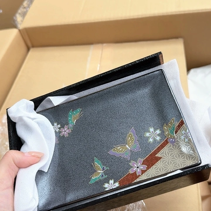 庆***海瓷器。  瓷器。