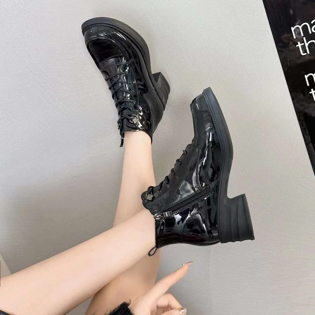 松糕底粗跟英伦圆头冬季漆皮短靴百搭加绒系带厚底272073时尚休闲