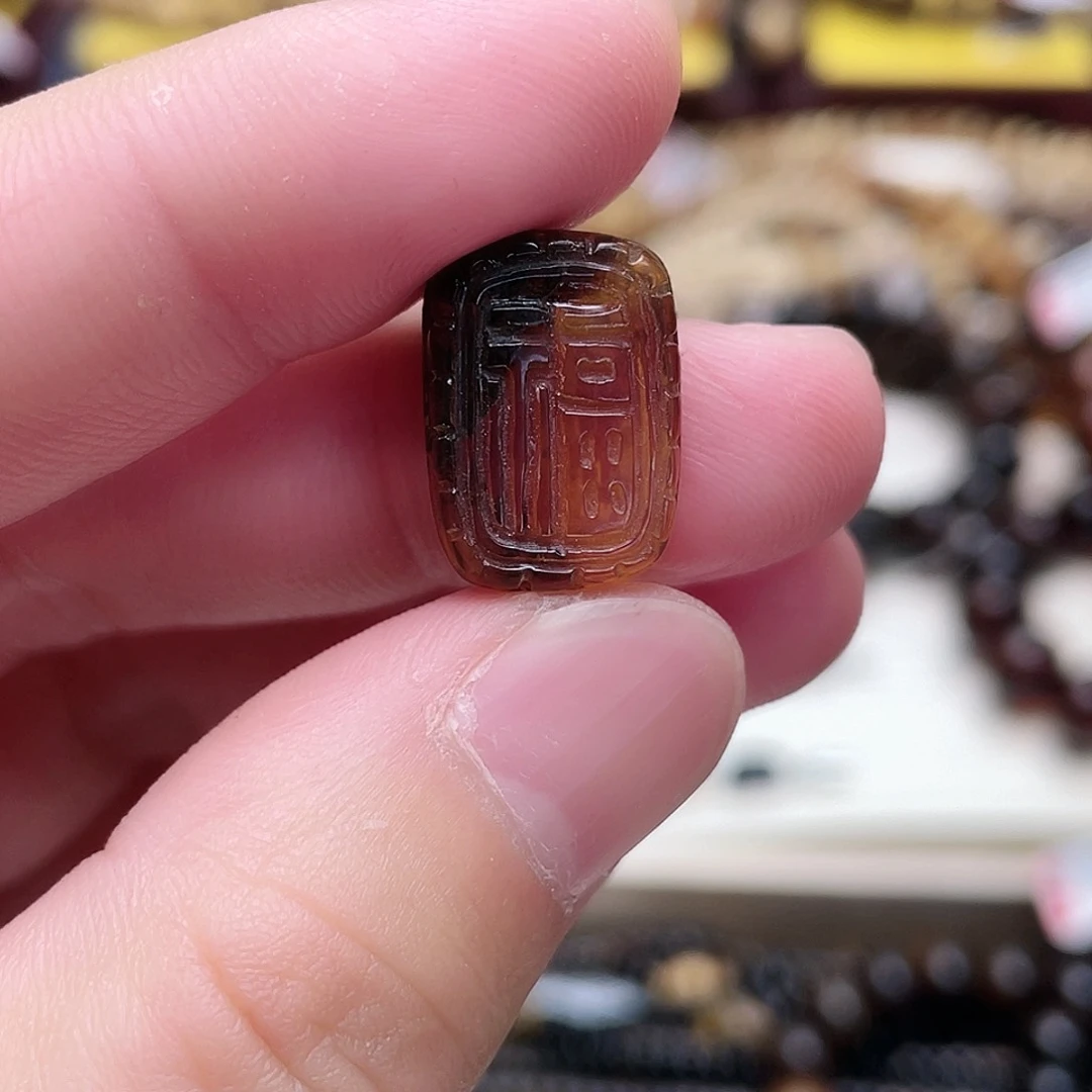 琥珀裸石未镶嵌紫**落大