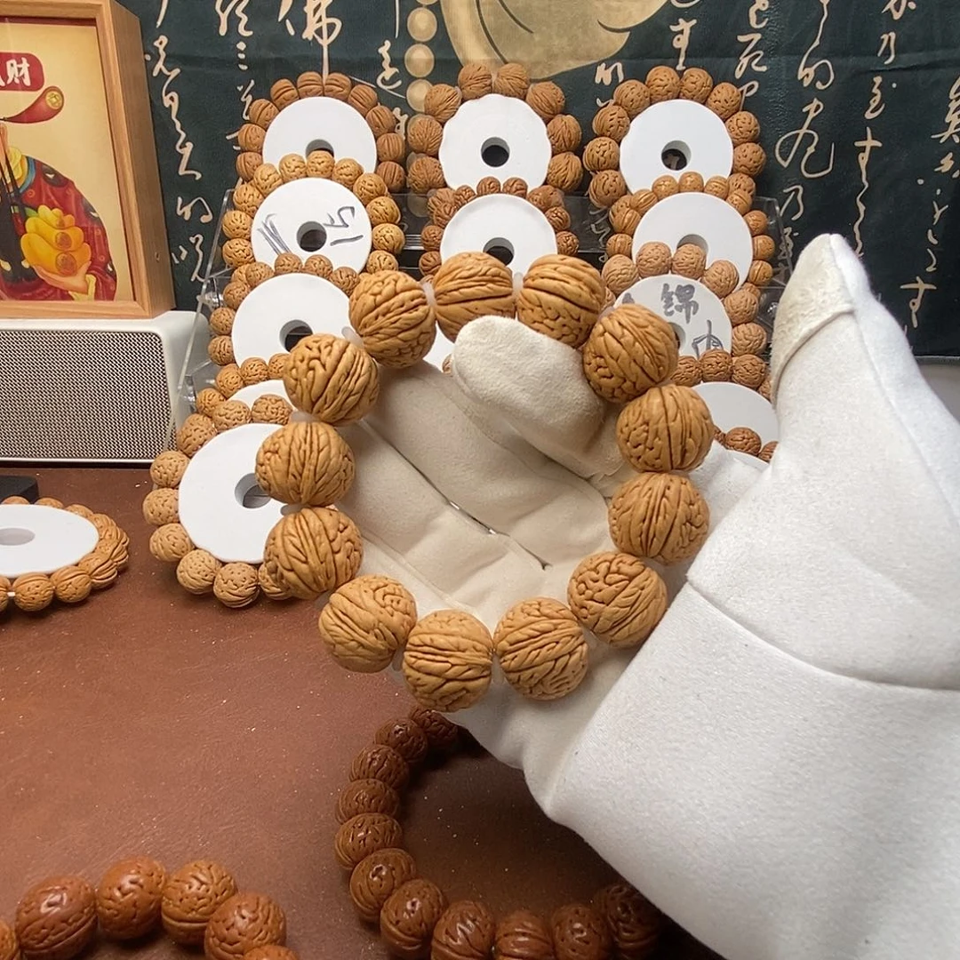 桃核吊坠龙鳞王22…