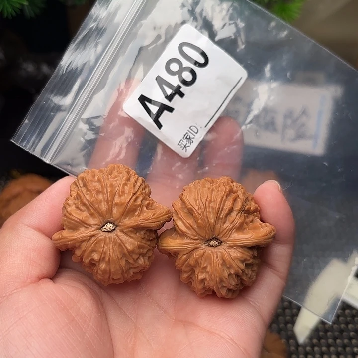 桃核把件核桃血麒麟38