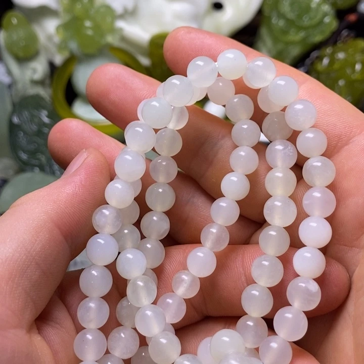 阿***丁岫玉未镶嵌岫玉颈饰
