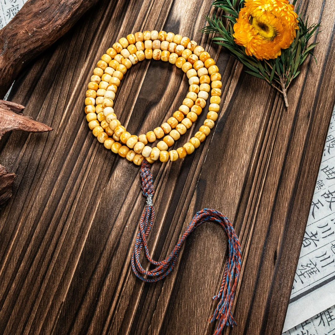 【壹芳珠宝】天然原矿琥珀蜜蜡亮皮石膏妖花108/6mm