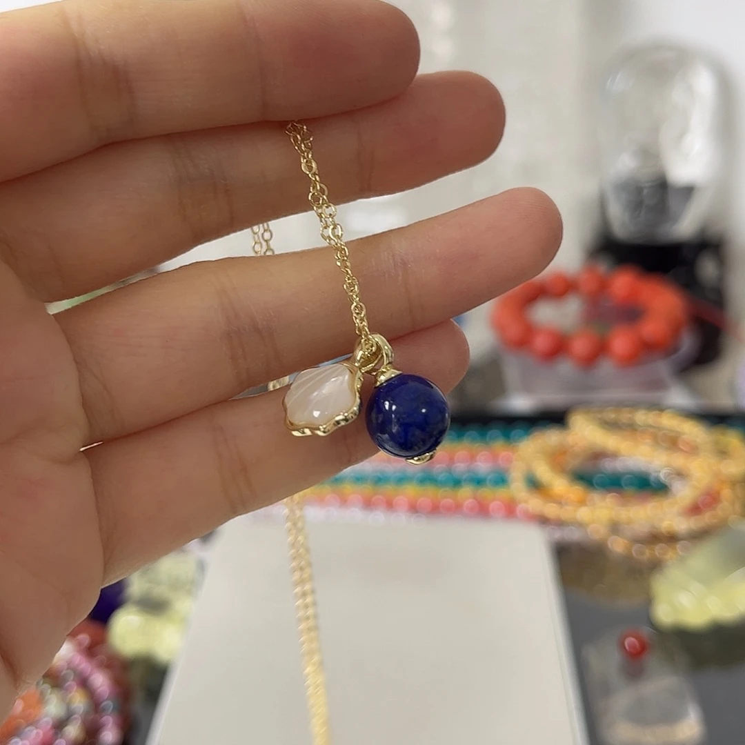 青金石合金颈饰矿坑